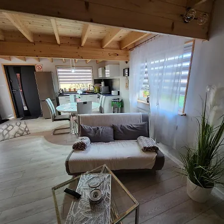 Βίλα Domek Mazury Caloroczny Letniskowy Dom Apartament Na Mazurach